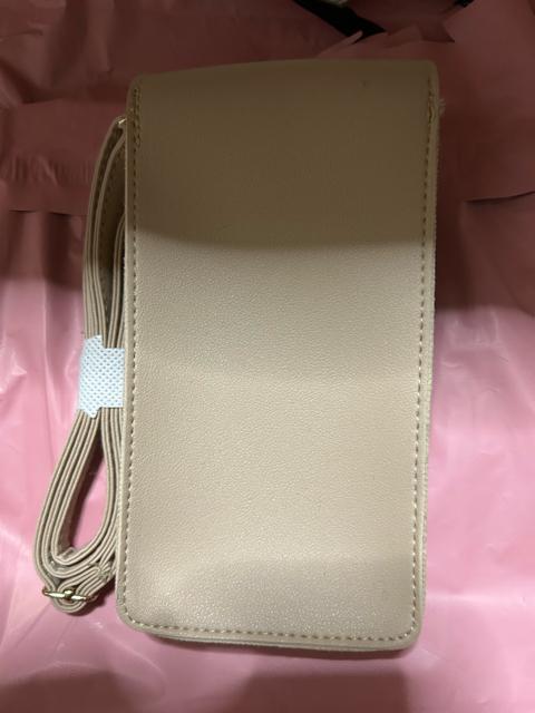 �G���̕t�^�|�[�` �� �����t�@�b�V������ 