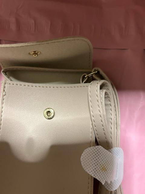 �G���̕t�^�|�[�` �� �����t�@�b�V������ 