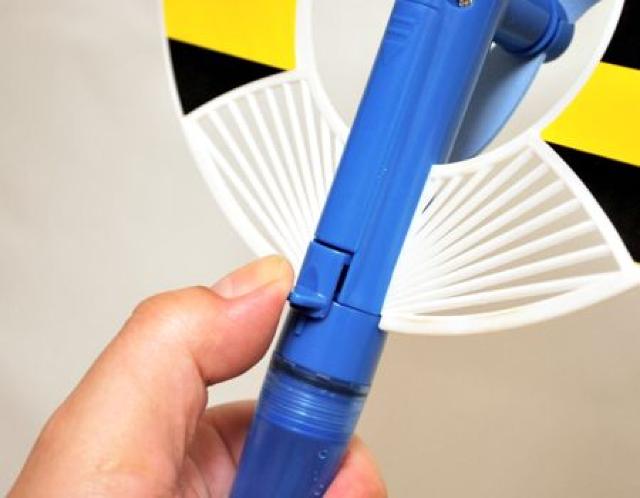 【阪神タイガース】夏大活躍 甲子園に♪霧の水が出る!うちわ&ミストファン(乾電池式) < レジャー/スポーツ  【阪神タイガース】夏大活躍 甲子園に♪霧の水が出る!うちわ&ミストファン(乾電池式) < レジャー/スポーツの