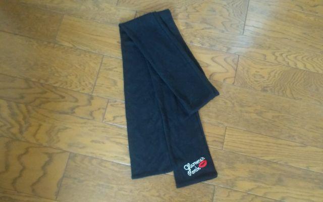 マフラー 黒 glamour Rock 美品 < キッズ/ベビー マフラー 黒 glamour Rock 美品 < キッズ/ベビーの