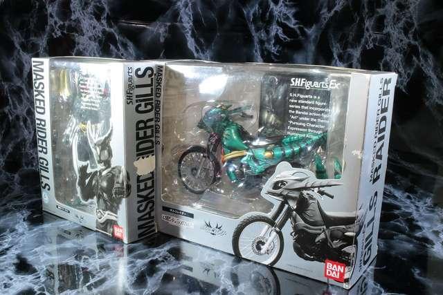中古 S.H.フィギュアーツ 仮面ライダーギルス&ギルスレイダー < ホビー  中古 S.H.フィギュアーツ 仮面ライダーギルス&ギルスレイダー < ホビーの