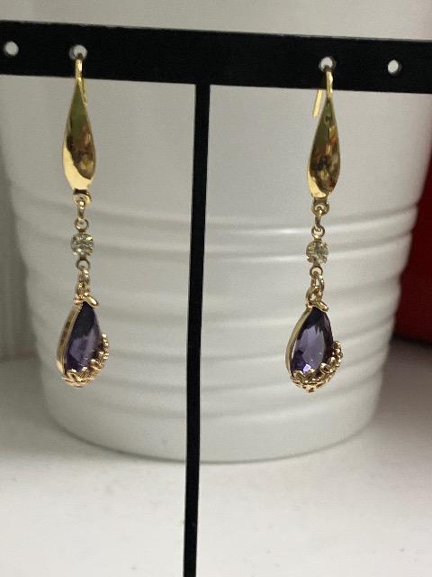 ハンドメイド しずくのチャームを使用したピアス < 女性ファッション  ハンドメイド しずくのチャームを使用したピアス  < 女性ファッションの