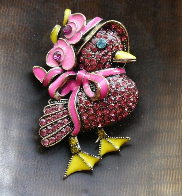 新品 アンティーク調ゴシックストーンかわいいトリ鳥さんブローチ ヴィクトリアン ヴィンテージ風 きらきら < 女性アクセサリー/時計  新品 アンティーク調ゴシックストーンかわいいトリ鳥さんブローチ ヴィクトリアン ヴィンテージ風 きらきら  < 女性アクセサリー/時計の