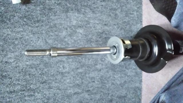 210クラウンアスリートAVSアブソーバー右フロント < 自動車/バイク 210クラウンアスリートAVSアブソーバー右フロント < 自動車/バイク