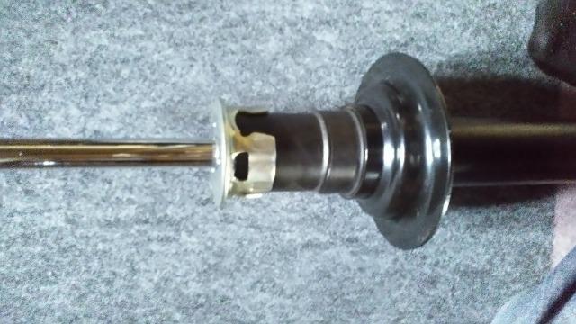 210クラウンアスリートAVSアブソーバー右フロント < 自動車/バイク 210クラウンアスリートAVSアブソーバー右フロント < 自動車/バイク