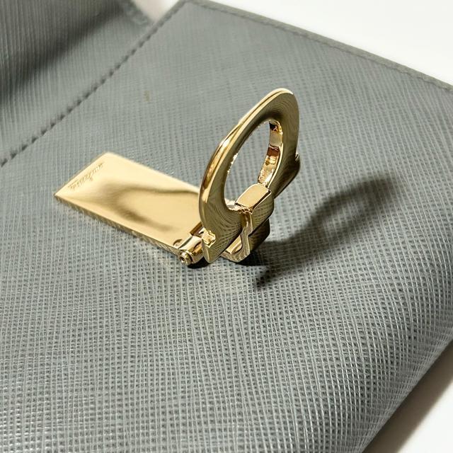 美品 Salvatore Ferragamo フェラガモ ガンチーニ 二つ折り財布 JL22 4639 < ブランド  美品 Salvatore Ferragamo フェラガモ ガンチーニ 二つ折り財布 JL22 4639 < ブランドの