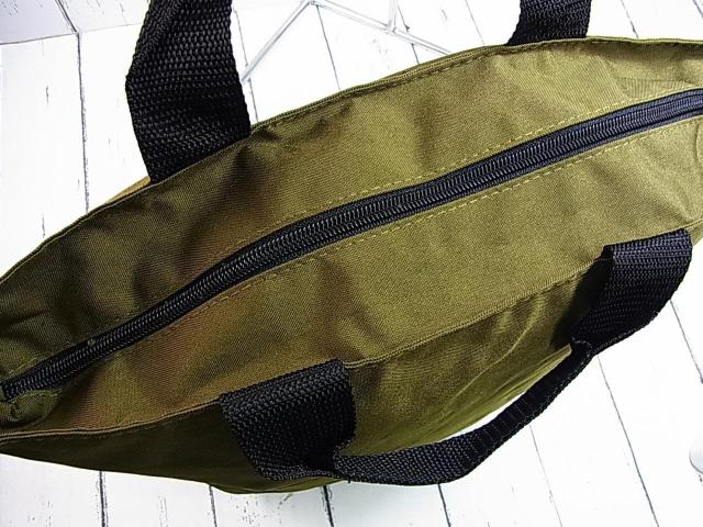 500円スタ【正規品】MUVEIL(ミュベール)猫柄 ハンドバッグ&ポーチセット 収納力◎ < ブランド 500円スタ【正規品】MUVEIL(ミュベール)猫柄 ハンドバッグ&ポーチセット 収納力◎ < ブランドの