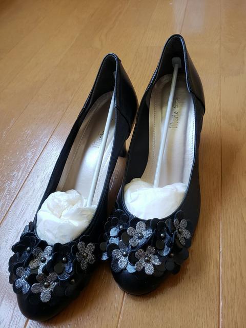 ☆新品☆Marie femme☆黒お花パンプス☆23p < 女性ファッション ☆新品☆Marie femme☆黒お花パンプス☆23p < 女性ファッションの
