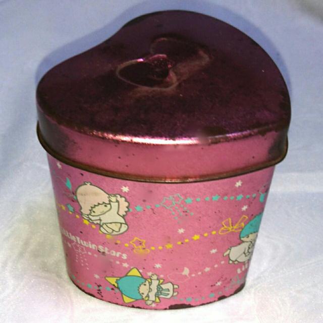 1976年 レア キキララ 缶 小物入れ 初期 サンリオ 昭和 レトロ < おもちゃ  1976年 レア キキララ 缶 小物入れ 初期 サンリオ 昭和 レトロ < おもちゃの