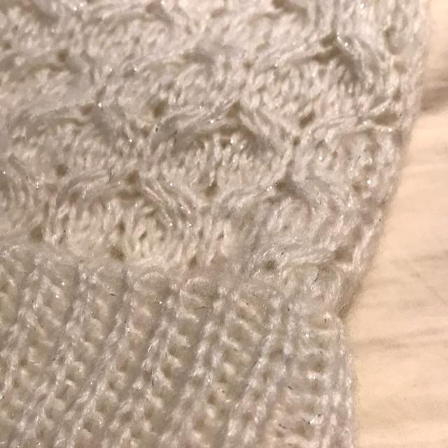 白ラメ入りボンボンニット帽 < 女性ファッション 白ラメ入りボンボンニット帽 < 女性ファッションの