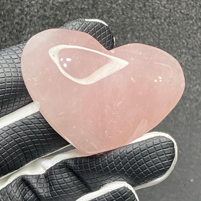 《置物No.590》恋愛成就 マダガスカル産 天然石ローズクォーツ ハートルース < インテリア/ライフ  《置物No.590》恋愛成就 マダガスカル産 天然石ローズクォーツ ハートルース  < インテリア/ライフの