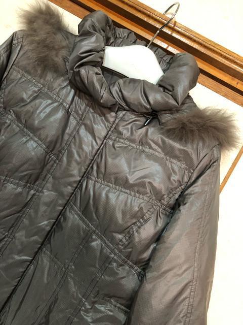 Nobile ノービレ ダウンコート ブルーフォックス 裾フリル調 M < 女性ファッション  Nobile ノービレ ダウンコート ブルーフォックス 裾フリル調 M < 女性ファッションの