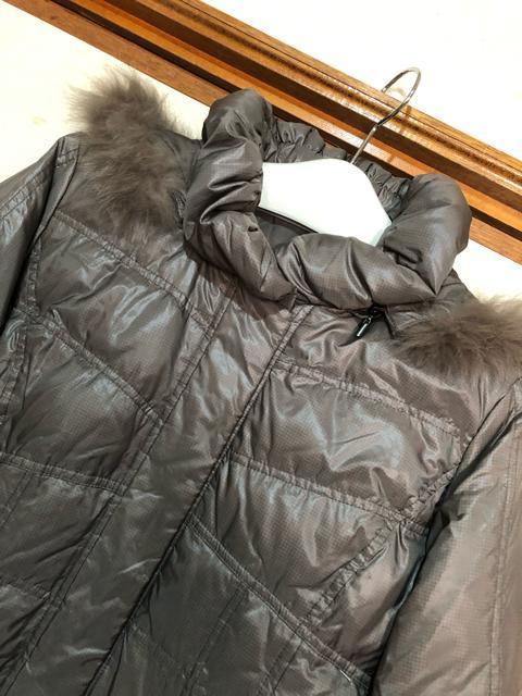 Nobile ノービレ ダウンコート ブルーフォックス 裾フリル調 M < 女性ファッション  Nobile ノービレ ダウンコート ブルーフォックス 裾フリル調 M < 女性ファッションの
