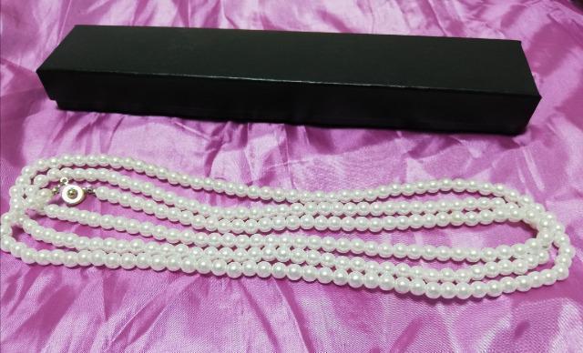 未使用品 パール『ロング』3連ネックレス 長さ:約145cm < 女性アクセサリー/時計  未使用品 パール『ロング』3連ネックレス 長さ:約145cm < 女性アクセサリー/時計の