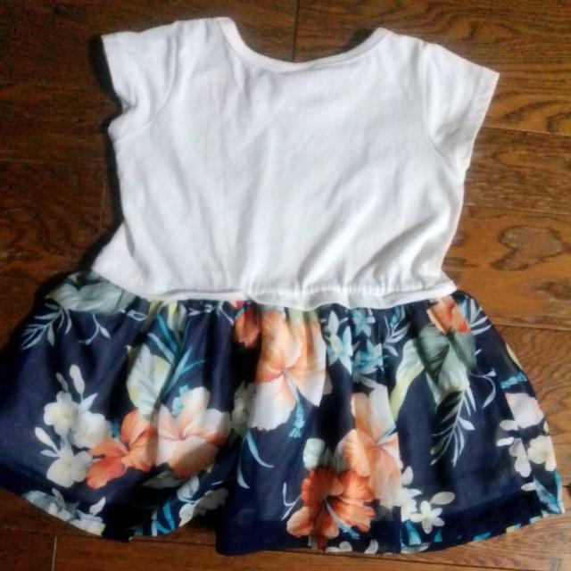 95サイズ ワンピース HUG HUG BABY 美品 < キッズ/ベビー 95サイズ ワンピース HUG HUG BABY 美品 < キッズ/ベビーの