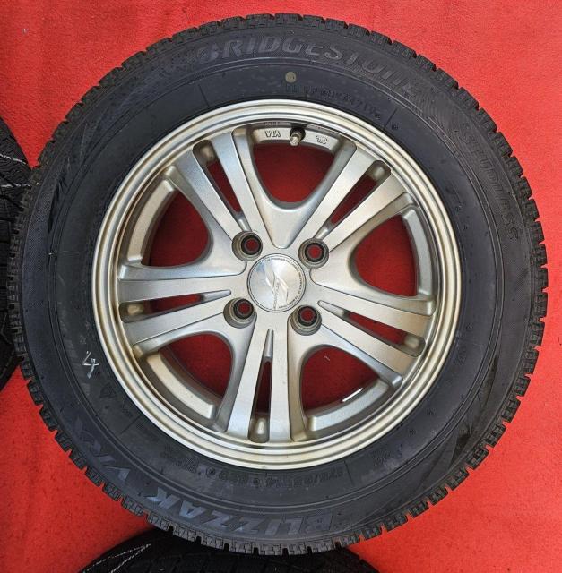 A~@STRANGER@14C`5.5j 4/100 +38 X^bh^Ct4{Zbg BLIZZAK VRX@  /oCN