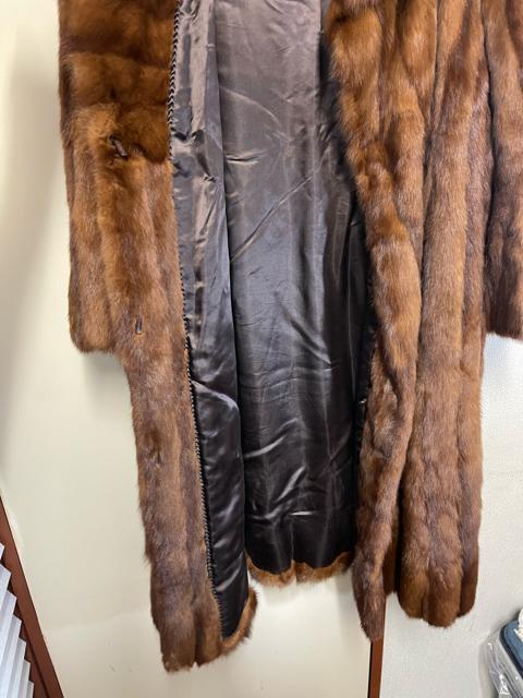 ミンク ロングコート 毛皮 ファー ミンクコート CHEVAREINE 三越 サイズM ブラウン リアルファー < 女性ファッション ミンク ロングコート 毛皮 ファー ミンクコート CHEVAREINE 三越 サイズM ブラウン リアルファー < 女性ファッションの