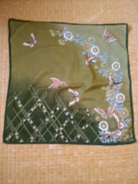 中古品 ハンカチ 和柄 蝶 < 女性ファッション 中古品 ハンカチ 和柄 蝶 < 女性ファッションの