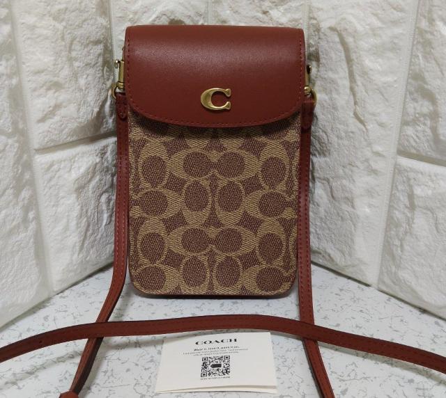 新品COACH フォーンクロスボディバッグ シグネチャースマホショルダー 斜め掛けOK 男女兼用 < ブランド 新品COACH フォーンクロスボディバッグ シグネチャースマホショルダー 斜め掛けOK 男女兼用 < ブランドの