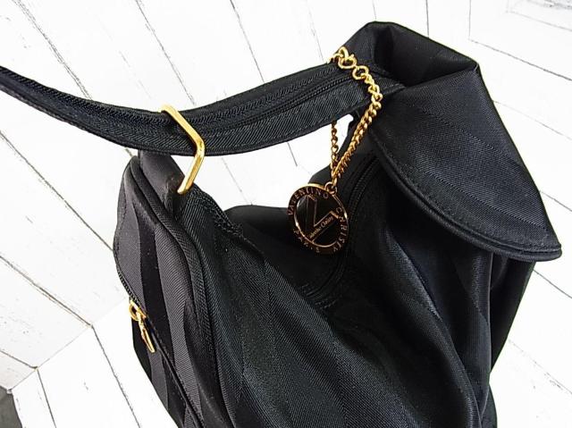 �y���K���i�z�o�����`�m�E�N���X�e�BVALENTINO CHRISTY PARIS 3WAY �����b�N �u���b�N �`���[���t �� �����t�@�b�V������ 