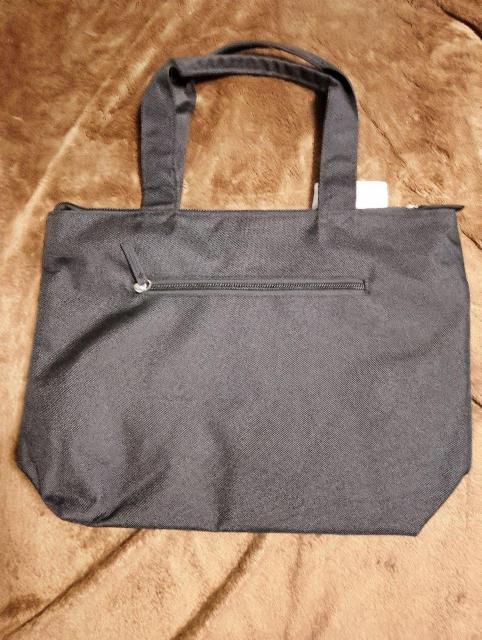 �V�i�^�O�tFILA���^�V���E�m�E�g�[�g�o�b�N �� �u�����h�� 