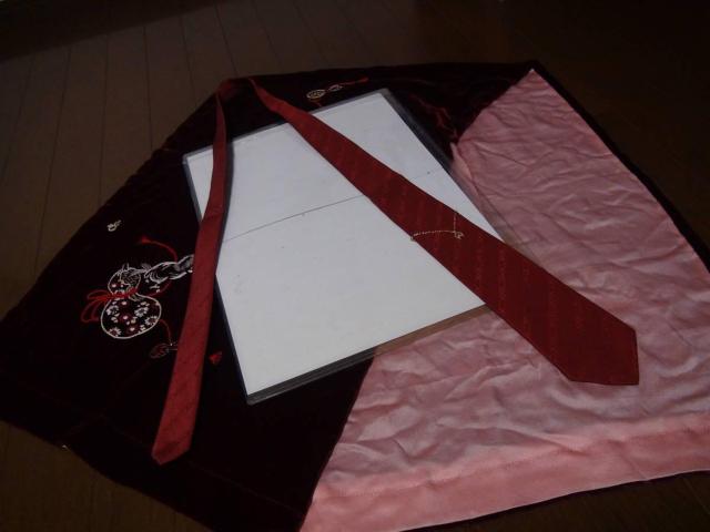 Von Leaves赤の国際品ネクタイ!。 < 男性ファッション  Von Leaves赤の国際品ネクタイ!。 < 男性ファッションの