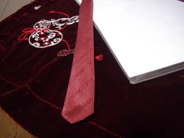 Von Leaves赤の国際品ネクタイ!。 < 男性ファッション  Von Leaves赤の国際品ネクタイ!。 < 男性ファッションの