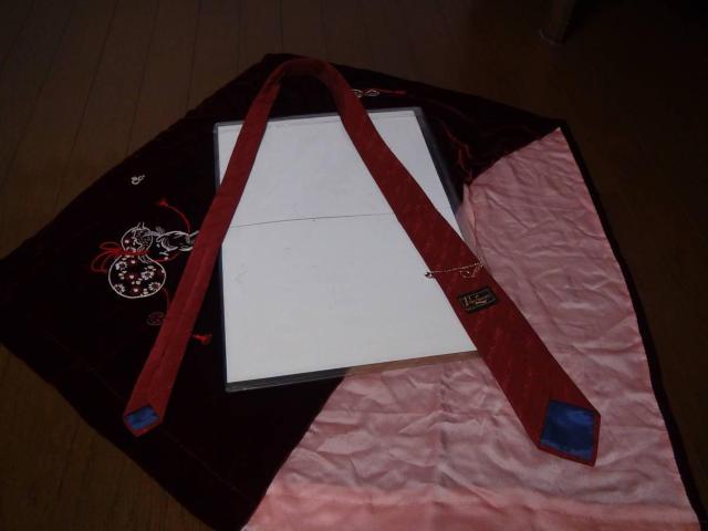 Von Leaves赤の国際品ネクタイ!。 < 男性ファッション  Von Leaves赤の国際品ネクタイ!。 < 男性ファッションの