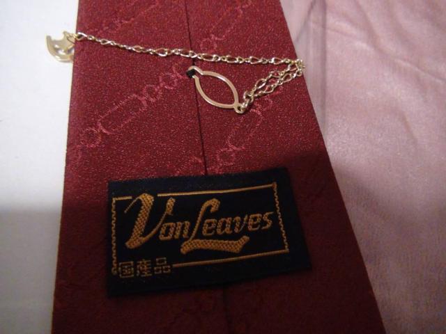 Von Leaves赤の国際品ネクタイ!。 < 男性ファッション  Von Leaves赤の国際品ネクタイ!。 < 男性ファッションの