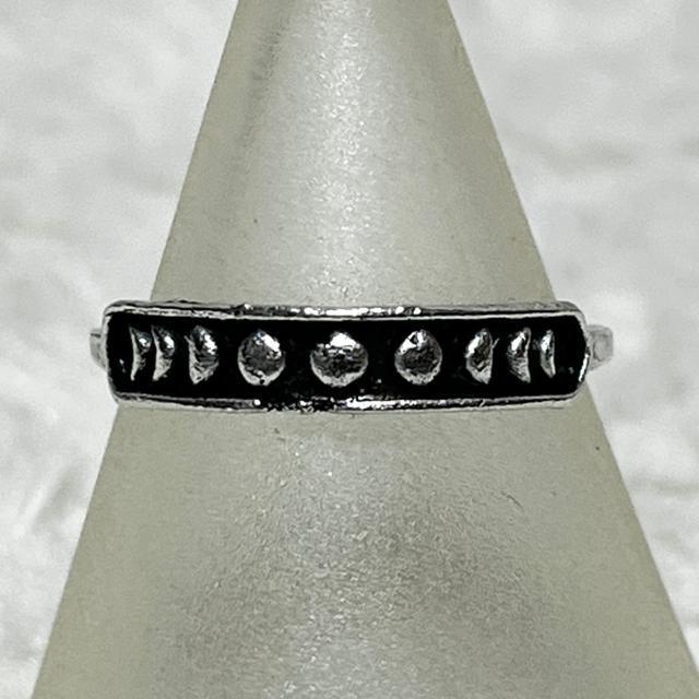 【SALE/新品/14号】月の満ち欠けデザインシルバーリング < 女性アクセサリー/時計 【SALE/新品/14号】月の満ち欠けデザインシルバーリング < 女性アクセサリー/時計の