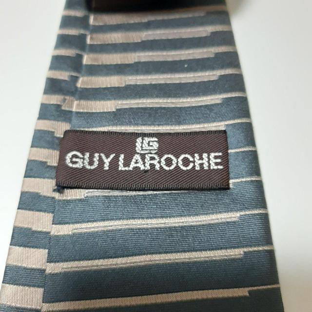 美品 ネクタイ GUY LAROCHE ギラロッシュ < 男性ファッション  美品 ネクタイ GUY LAROCHE ギラロッシュ < 男性ファッションの