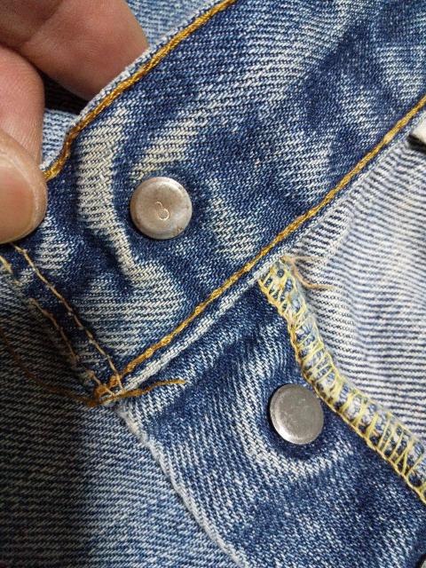 vintage 古着 LEVI'S リーバイス カットオフ デニムパンツ ジーンズ W29程 Sサイズ リペア 501 USA製 < ブランド  vintage 古着 LEVI'S リーバイス カットオフ デニムパンツ ジーンズ W29程 Sサイズ リペア 501 USA製 < ブランドの