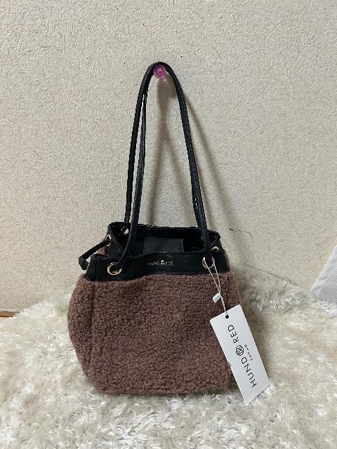 �V�i�^�O�t��HUND RED���~�j�o�b�N  �� �����t�@�b�V������ 