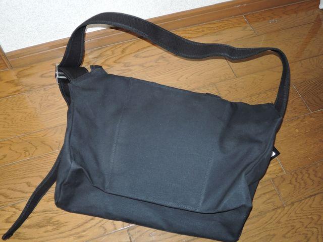 新品DOUBLE R HAMPUダブルアールハンプメッセンジャーバッグ鞄 < 男性ファッション 新品DOUBLE R HAMPUダブルアールハンプメッセンジャーバッグ鞄 < 男性ファッションの