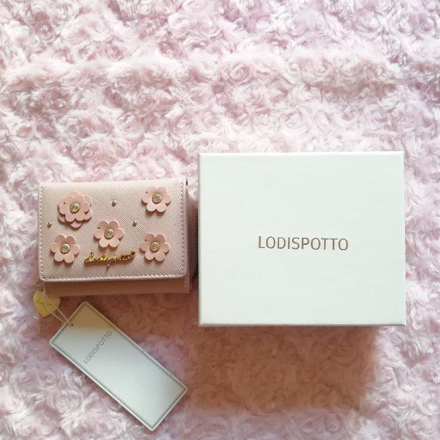 新品☆ロディスポット*フラワーカット財布 < ブランド 新品☆ロディスポット*フラワーカット財布 < ブランドの