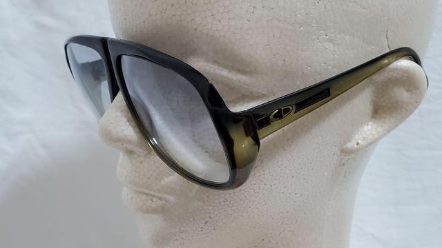正規レア Dior ティアドロップ パイロット ビッグレンズ フルフレームサングラス 黒 CDロゴ クラシックオールド アイウェア < ブランド  正規レア Dior ティアドロップ パイロット ビッグレンズ フルフレームサングラス 黒 CDロゴ クラシックオールド アイウェア < ブランドの