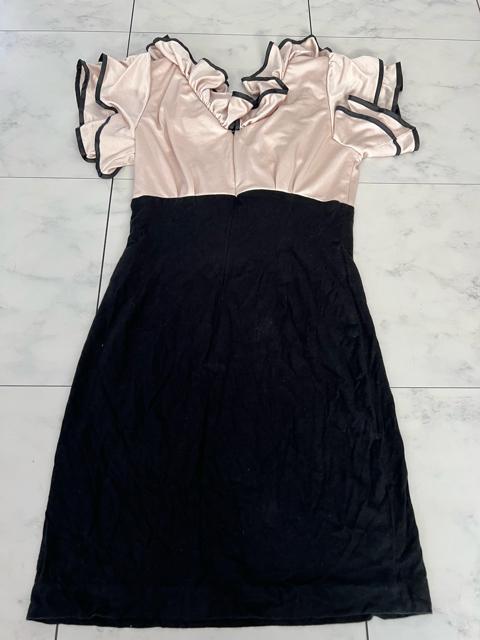 ジェンマインターナショナルワンピース★M < 女性ファッション  ジェンマインターナショナルワンピース★M < 女性ファッションの