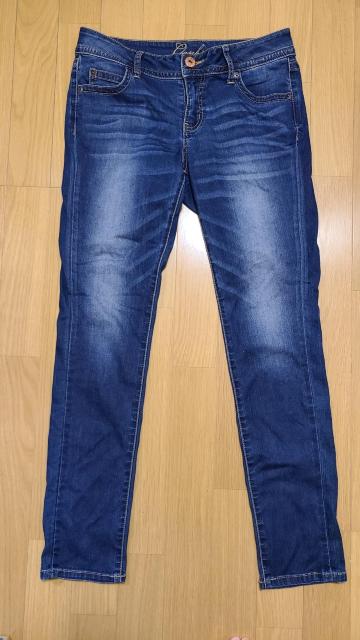 新品未着品 しまむら冷感デニム < 女性ファッション  新品未着品 しまむら冷感デニム  < 女性ファッションの