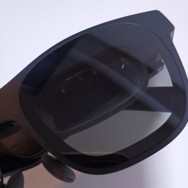 XREAL Air 2 Pro X}[gOX AROX ԃfBXvC  Ɠd/AV 