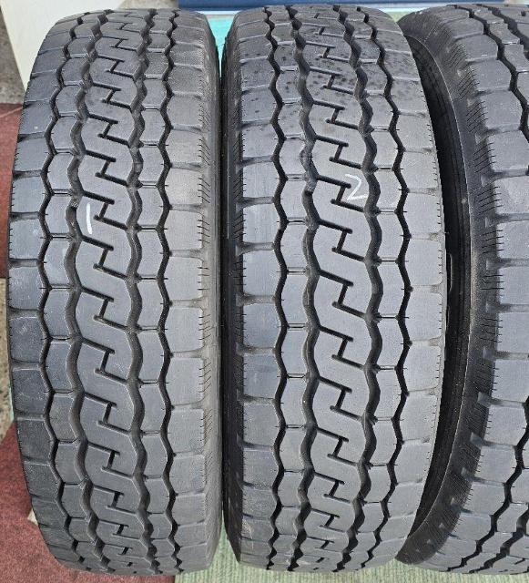 �o���a�I215/70R17.5 118/116 L LT 17�C���`�u���a�X�g�� DURAVIS M804 �^�C���̂�4�{�Z�c�g �� ������/�o�C�N