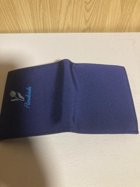 1744.未使用☆2つ折り財布☆紺/ネイビー < 女性ファッション  1744.未使用☆2つ折り財布☆紺/ネイビー < 女性ファッションの