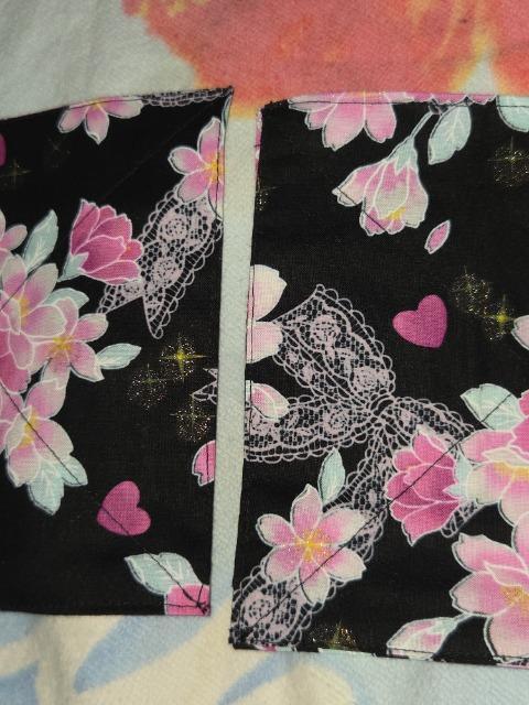 ★新品黒×桜レースハートラメ入柄コースター2枚セット < キッズ/ベビー  ★新品黒×桜レースハートラメ入柄コースター2枚セット < キッズ/ベビーの