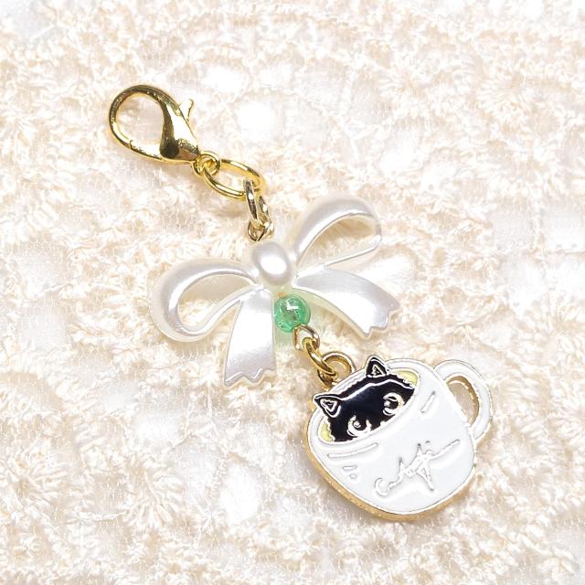 ハンドメイド☆ファスナーチャーム☆カップインねこちゃん < 女性ファッション ハンドメイド☆ファスナーチャーム☆カップインねこちゃん < 女性ファッションの