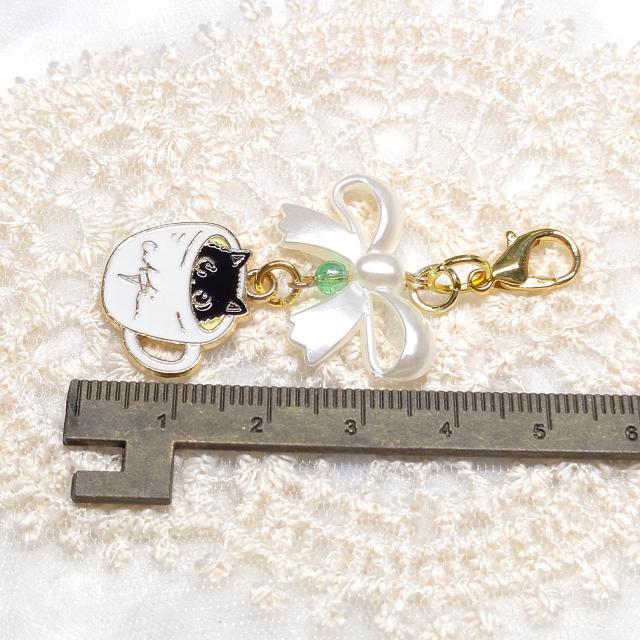 ハンドメイド☆ファスナーチャーム☆カップインねこちゃん < 女性ファッション ハンドメイド☆ファスナーチャーム☆カップインねこちゃん < 女性ファッションの