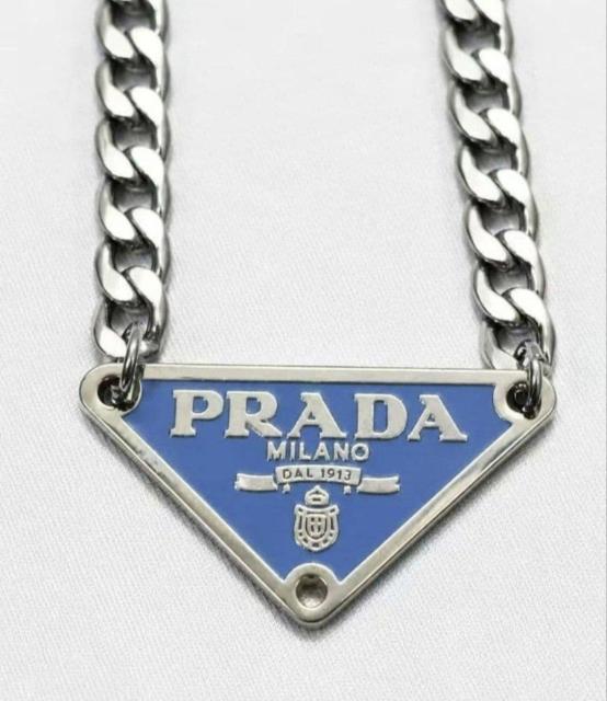 PRADA プラダ　ロゴウォレットチェーン　ネックレス PRADAチェーンネックレス | プラダ/PRADA | オークション モバオク
