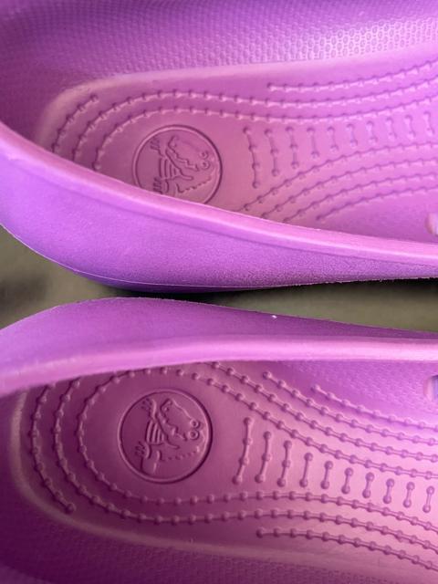 Vi@crocs NbNX@fB[X@pvX@@p[v@W8 24cm yʁ@@R@@C@s@AEghA@Lv