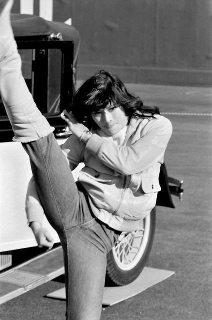 ViANX^h uxq rW_[  CeA/Ct 