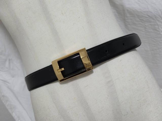 正規 ダンヒル ダンヒリオン ラージ シャイニーゴールドバックル レザーベルト 黒 90 調節可 ウォッチフェイス金具 男女兼用 < ブランド  正規 ダンヒル ダンヒリオン ラージ シャイニーゴールドバックル レザーベルト 黒 90 調節可 ウォッチフェイス金具 男女兼用 < ブランドの