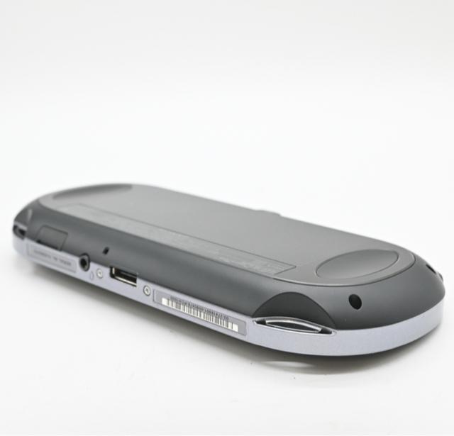 PlayStation Vita Wi�]Fi���f�� �N���X�^���E�u���b�N �� �Q�[���{��/�\�t�g�� 