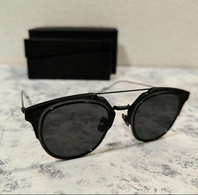 Viɋ߂iChristianDiorComposit/TOX/ti  jt@bV 